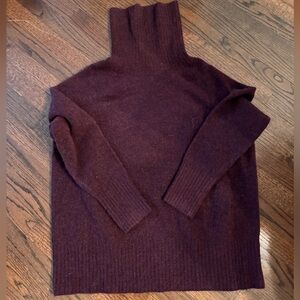 Aritzia Babaton Cashemere Sweater - Size L